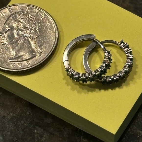 Chic sterling Silver Hoop Earrings with Emerald Accents - Picture 2 of 3